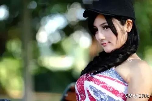 定焦镜头人像摄影师实操,50mm定焦如何拍摄人像