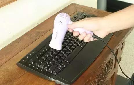 吹风机除了吹头发还有什么妙招,只用吹风机吹头发能持续多久