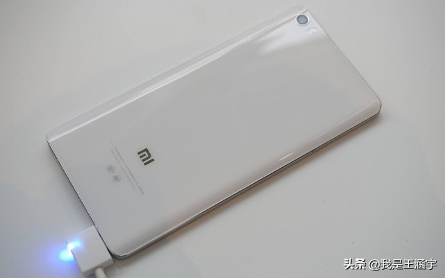 五年前的小米旗舰手机,五年前的手机还能用吗