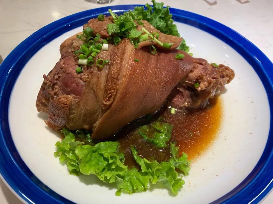 陵西街又换新餐厅“金手勺”“桥头排骨”两家评测