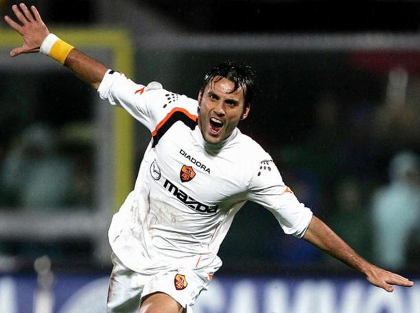 盘点十大足坛庆祝动作,劳尔欧冠帽子戏法