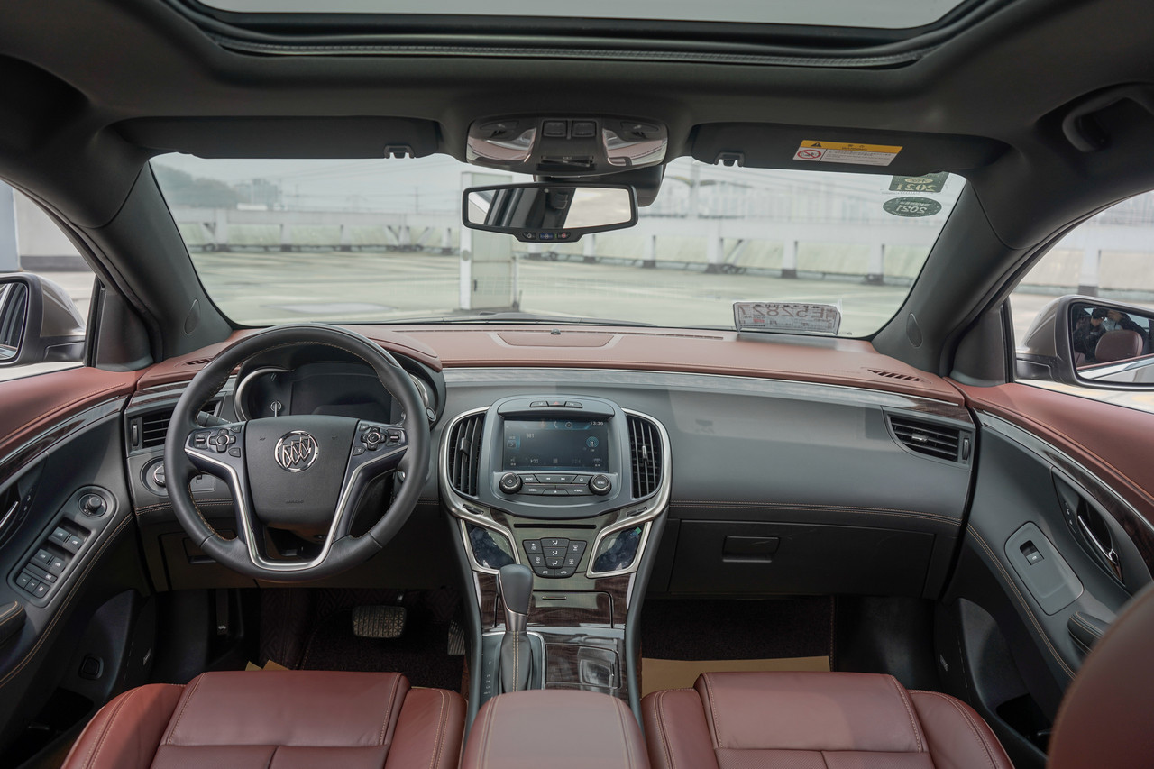 自适应巡航座椅,汽车bose殿堂级音响