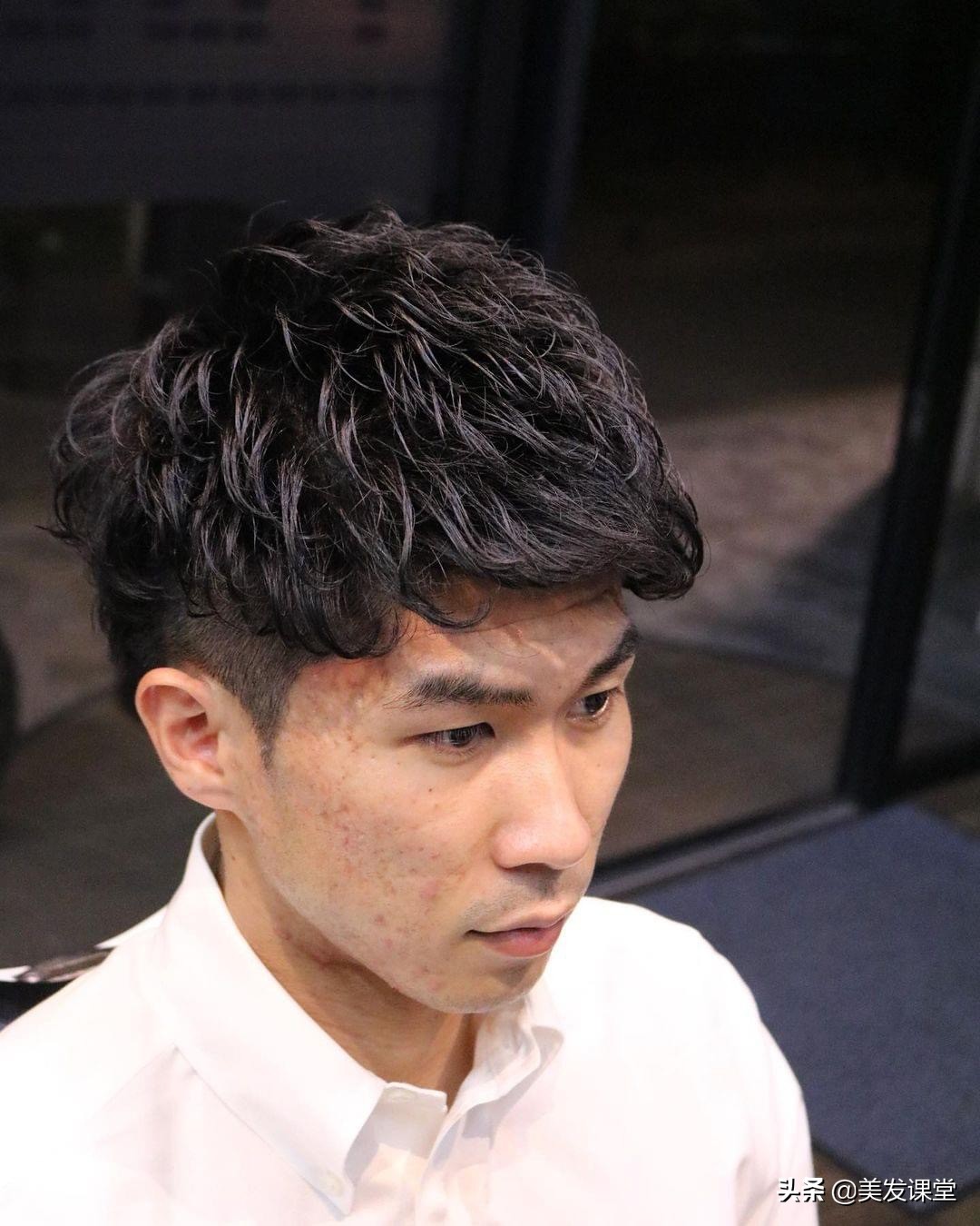 超火的男士凌乱油头造型,男生发型2020潮流短碎盖