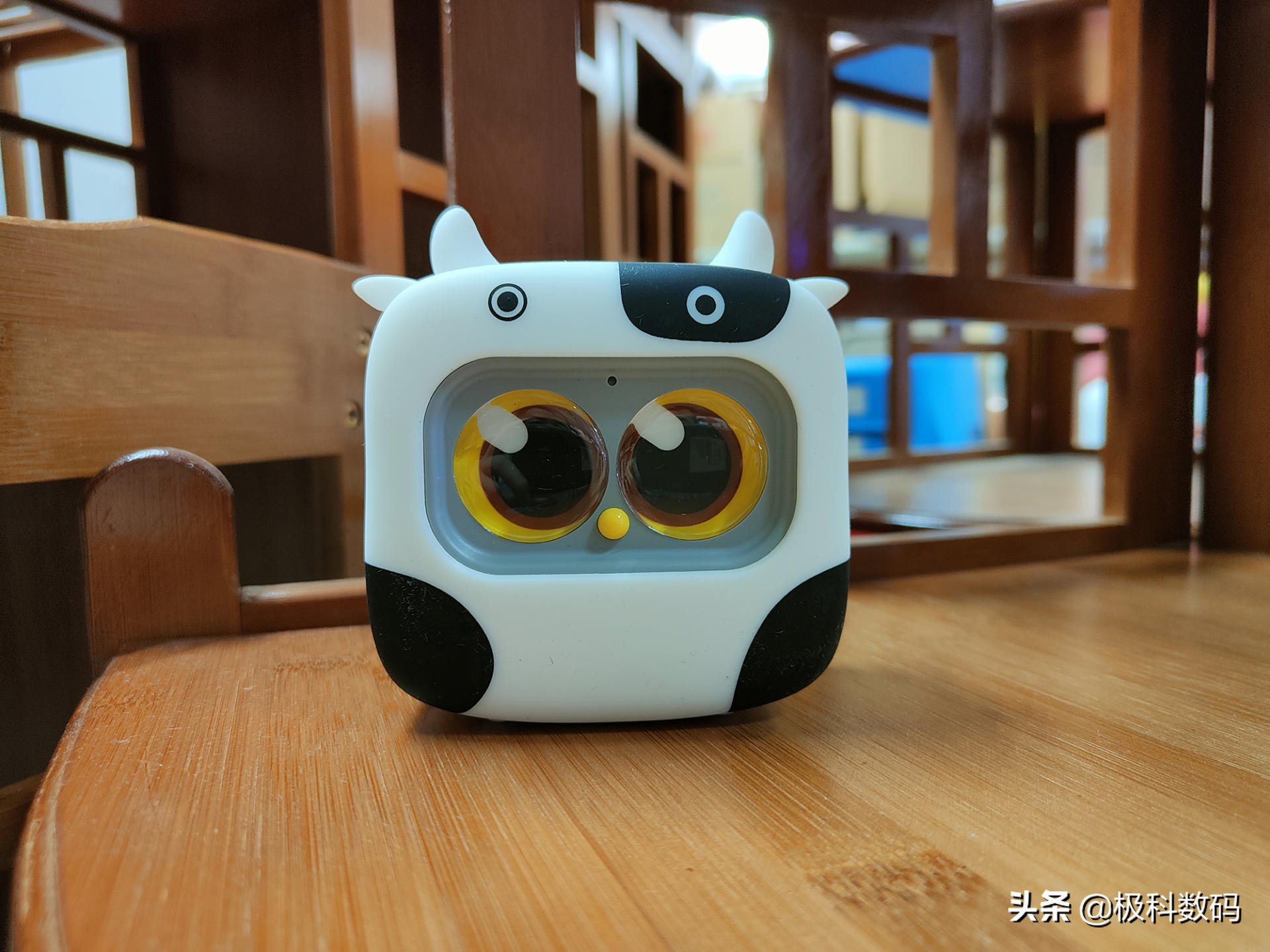 Luka盒你听智能故事机深度体验，迷你轻巧，考虑周到有点不一样