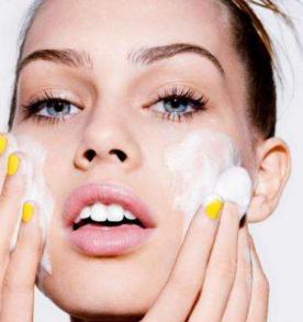 黄黑皮怎么用面霜美白呢,黄黑皮美白全攻略