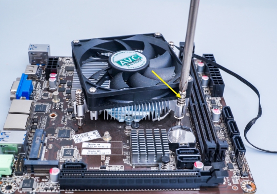 itxnas中端配置,itx主机装nas