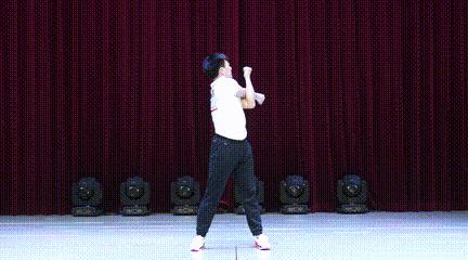 800米1000米训练方法中考体育,中考体育男1000米女800米训练视频