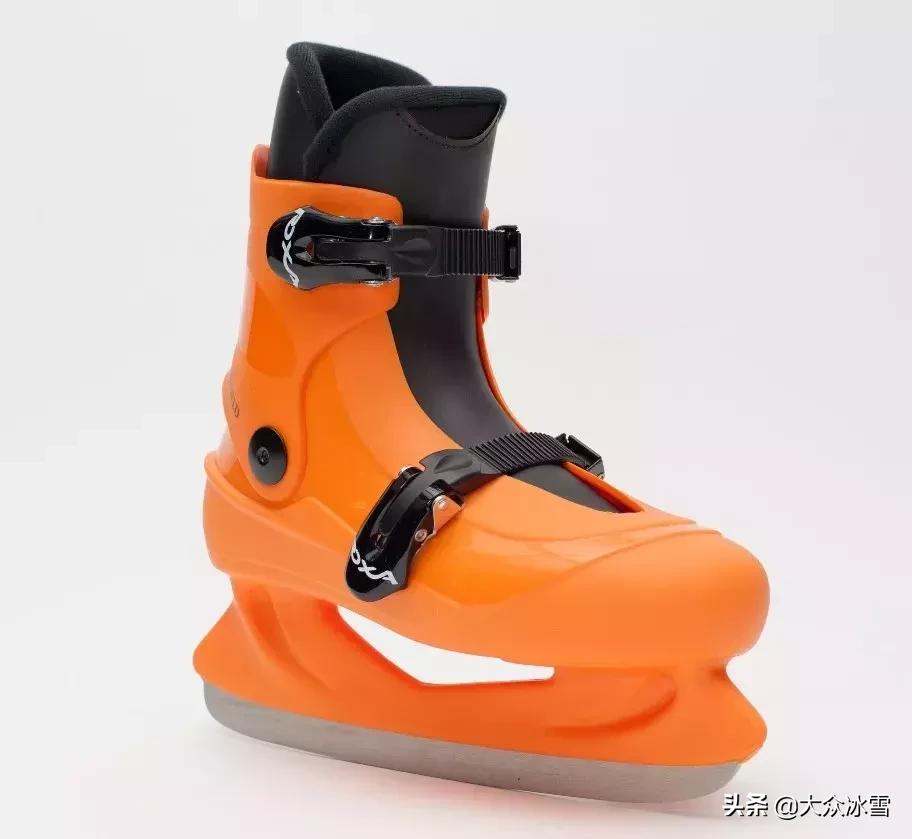 轮滑滑冰视频大全,滑轮滑和滑冰一样吗