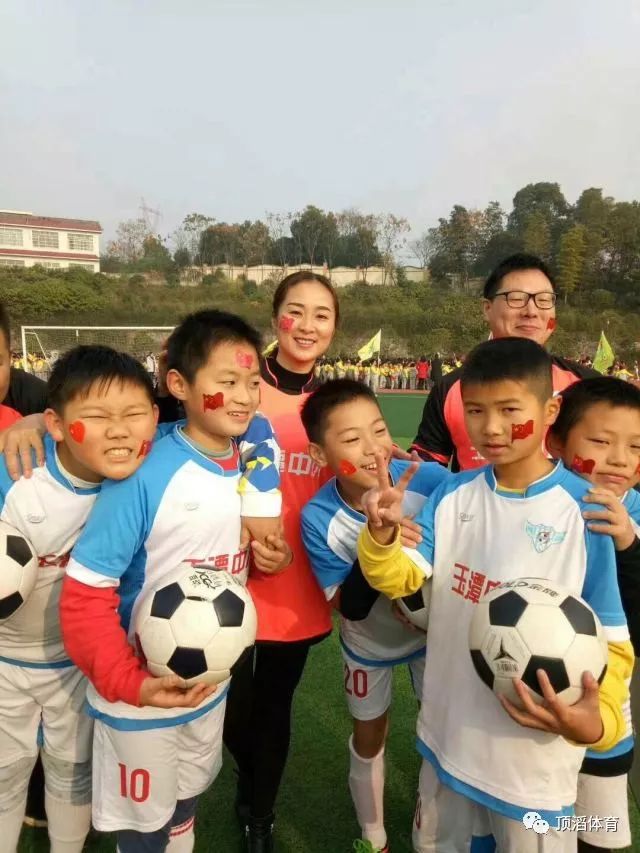 2020-2021足坛大事回顾,预测足坛未来十年的事件