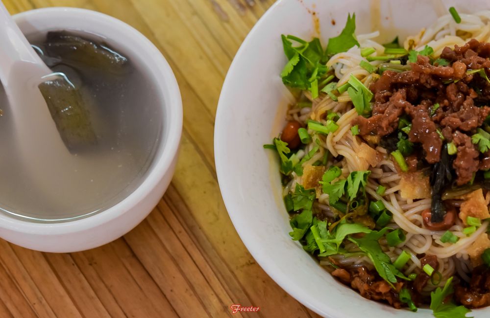 驻扎白水塘20多年，这家早餐店凭着料多量足虏获无数海口老饕的胃