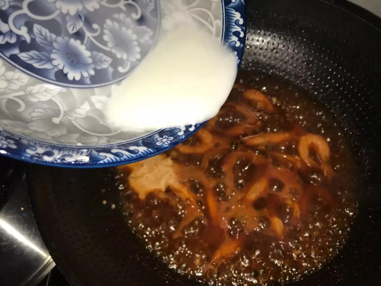 做饭美食教程茄汁大虾,茄汁大虾酸甜开胃简单易学