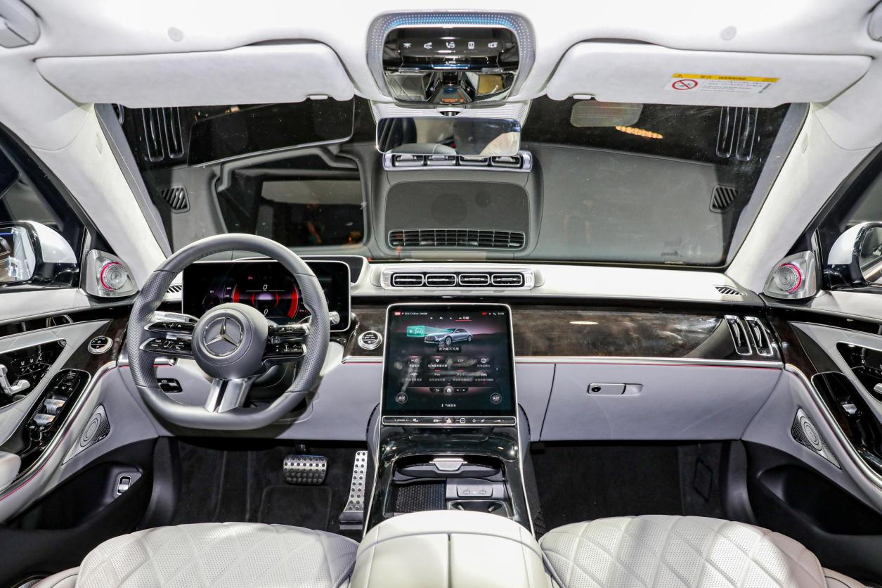 奔驰s级2015款s400lhybrid,奔驰s级有什么过人之处