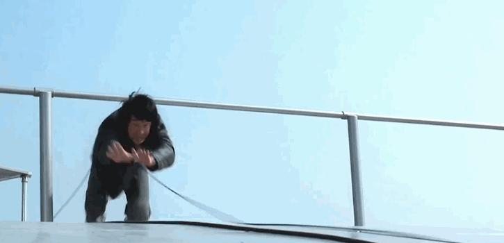 跌伤，刺伤，被勒到休克，被做饭耽误的成龙接班人谢霆锋