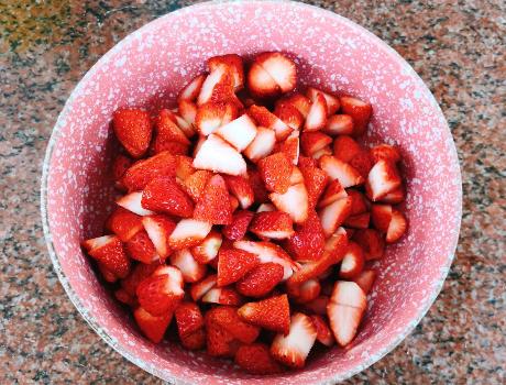 怎样做草莓酱比较好吃,怎么做草莓酱只需十分钟