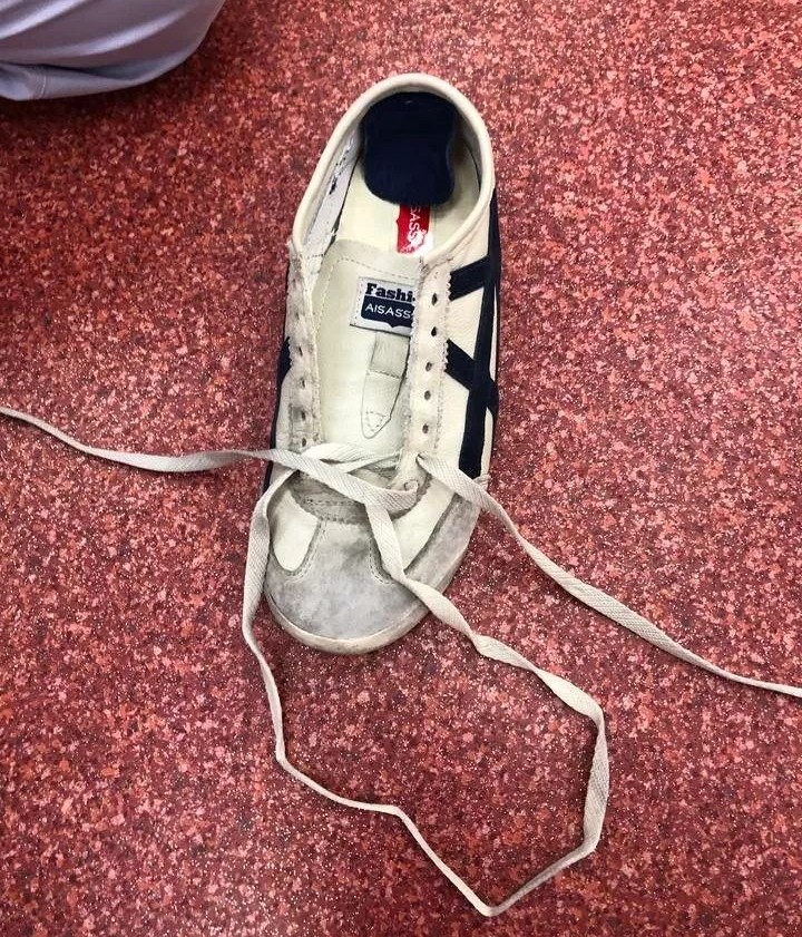 孩子不会系鞋带有什么好办法,什么原因孩子不会系鞋带