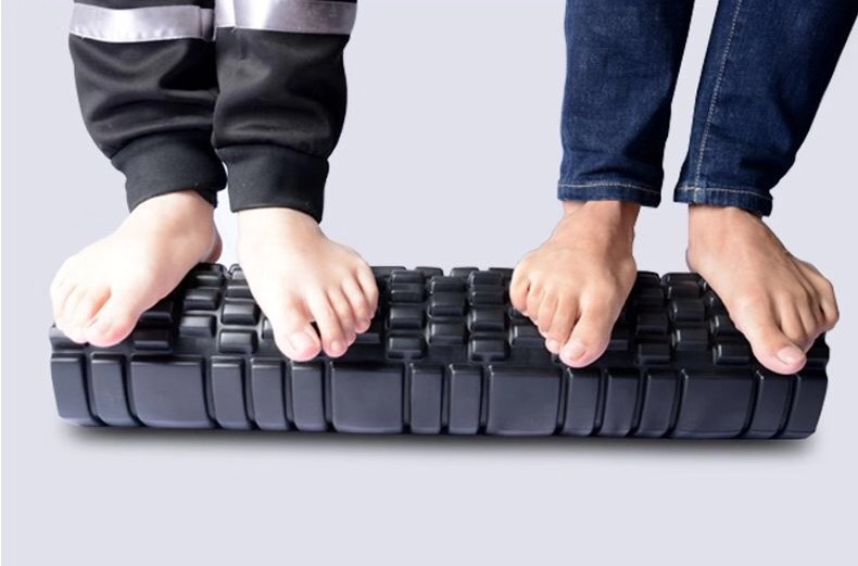 产后3个月睡醒脚后跟疼怎么回事,产后脚后跟疼一招解决