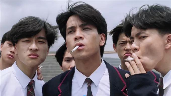 逃学威龙个人简介,逃学威龙梁小龙