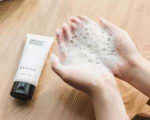 油性皮肤以油养肤的正确方法,油性皮肤如何去油腻