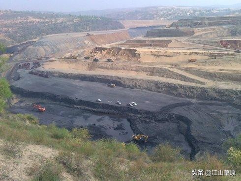 雄起在路上的视频,鄂尔多斯的路上