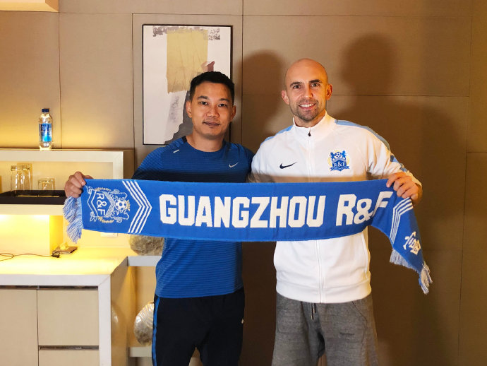 阿德里安重庆中超,中超对青岛阿德里安