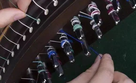 换古筝琴弦的正确方法,古筝多久调一次音