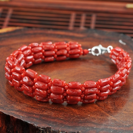 红珊瑚雕件鉴宝视频,一睹红珊瑚雕件之美