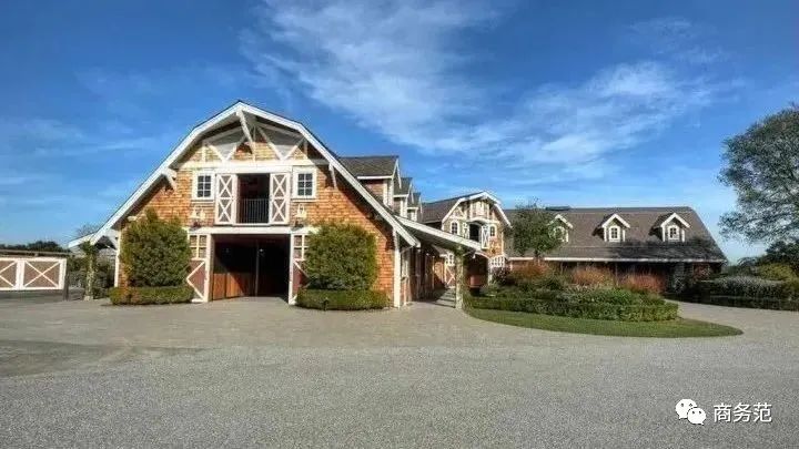 乔布斯长大后与养父母感情,乔布斯小女儿近况