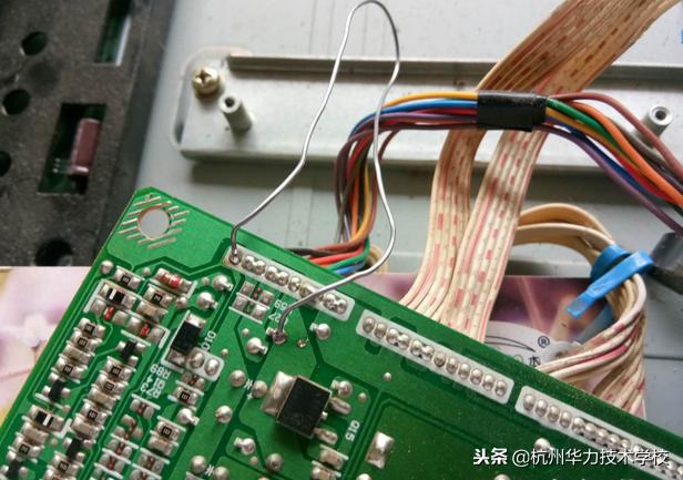 长虹液晶电视维修高手在哪里,维修长虹液晶电视不开机