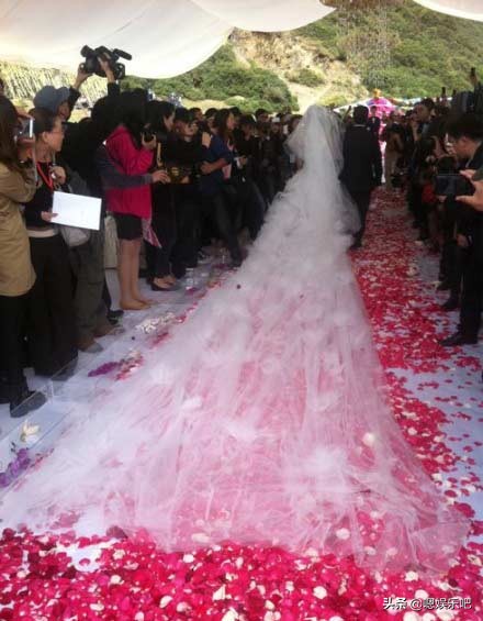 唐嫣杨幂婚礼婚纱照视频,唐嫣新娘视频