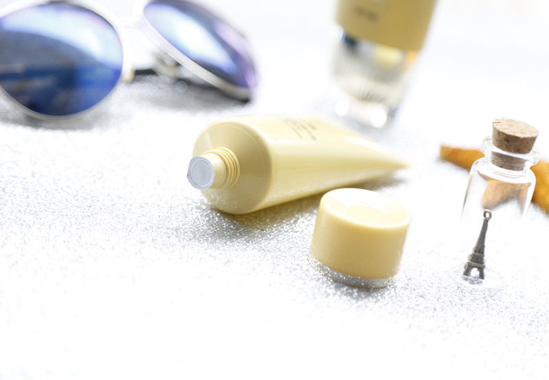 防晒做得好青春不显老,防晒做得好皮肤黑不了