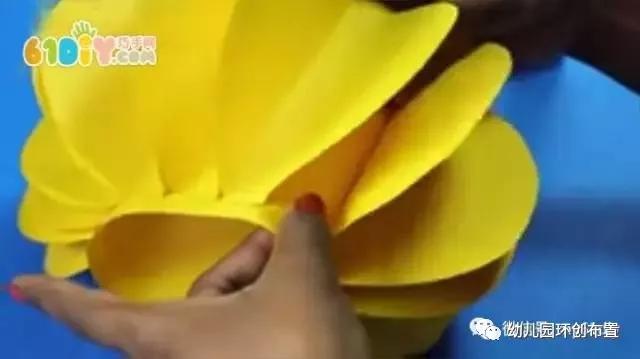 手工做灯笼六年级庆祝元旦灯笼,幼儿园元旦手工小灯笼制作方法