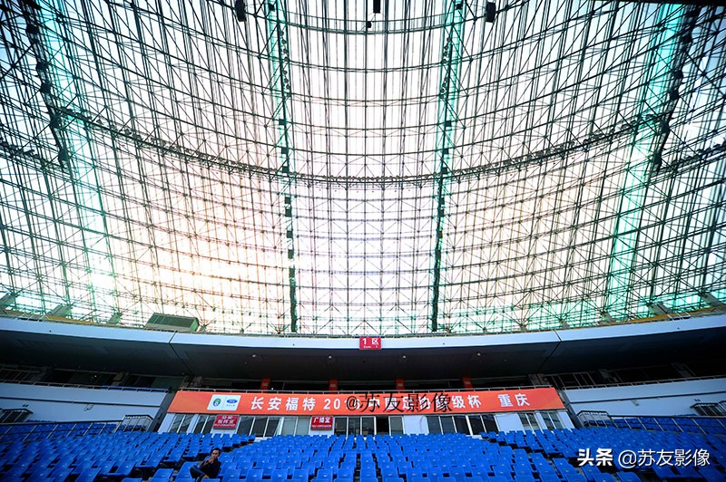 重庆奥体中心体育场地,重庆奥体中心体育场攻略