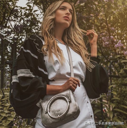 轻奢大牌包包入手推荐,轻奢比mk档次高的包