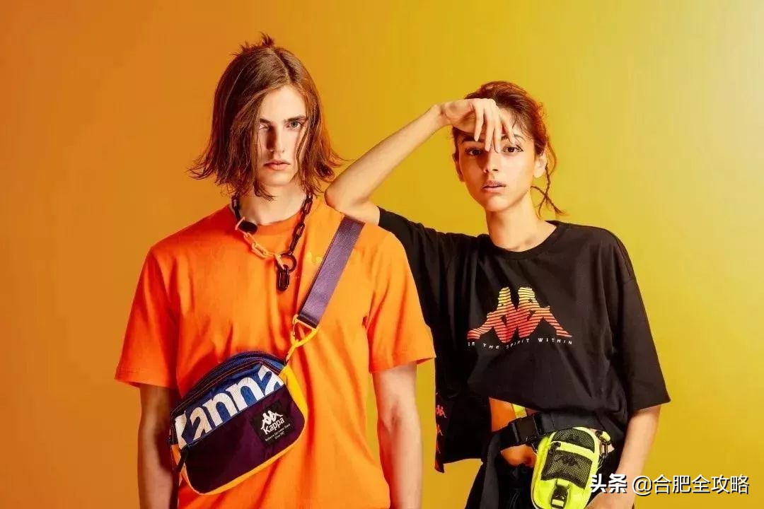 吾悦广场520表白气球,吾悦广场告白大屏幕