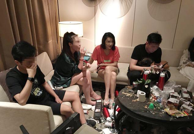 15岁少女借住男友死*党**家吸完笑气告他硬上！“笑气”有多危险？