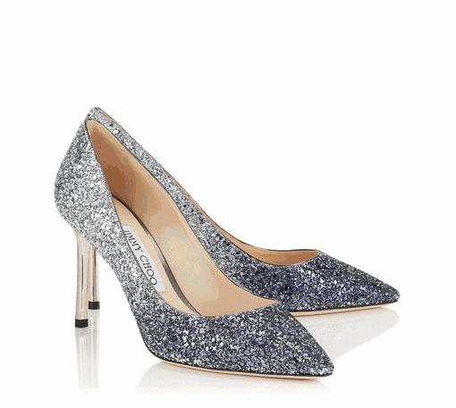 耐克跟阿迪童鞋哪个好一点 (耐克和阿迪的童鞋哪个好)