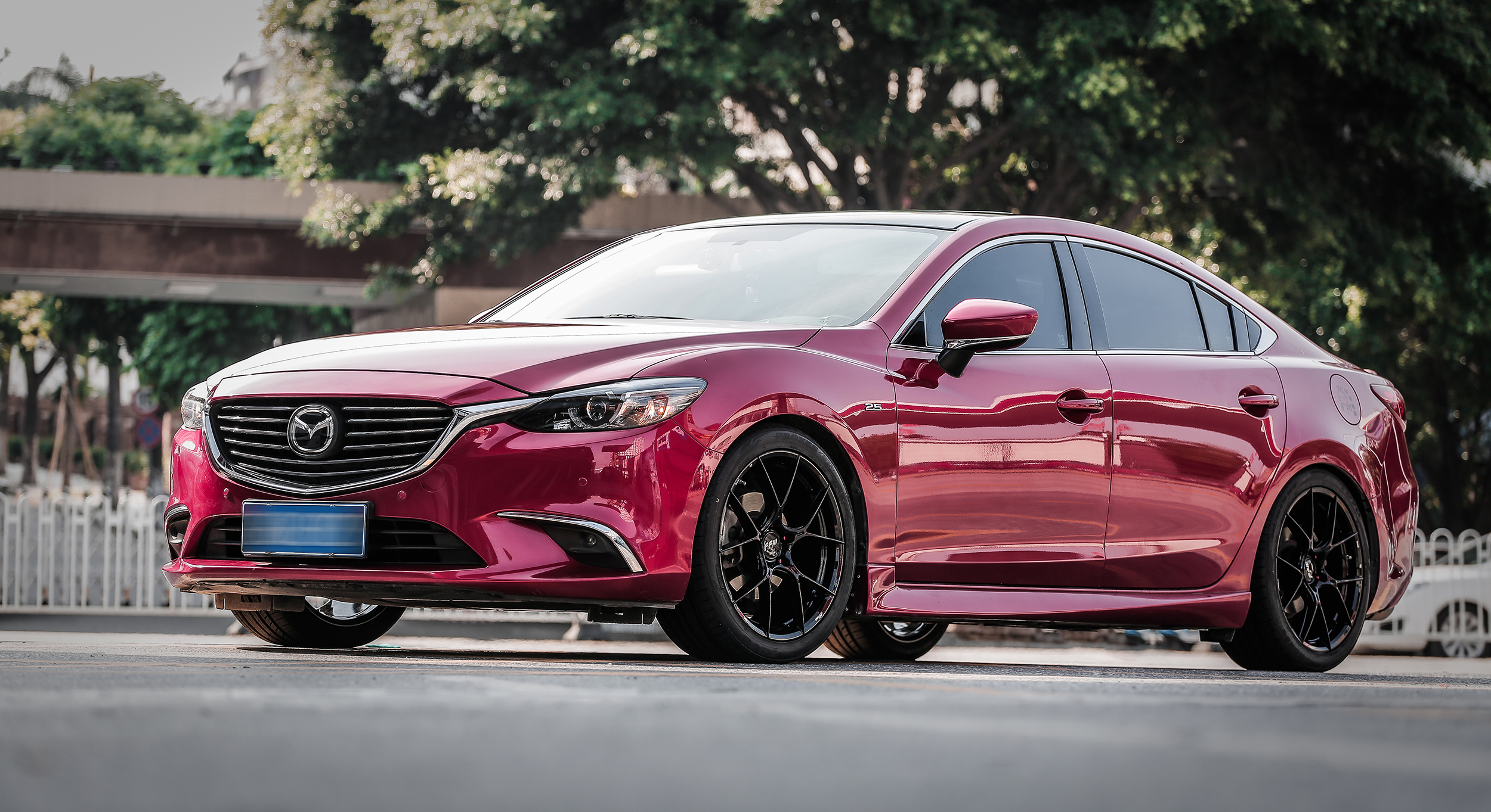 阿特兹19寸轮毂容易坏吗,阿特兹19寸轮毂可以换235的胎吗