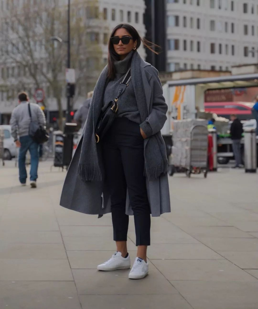 外套+小高领，时髦又保暖