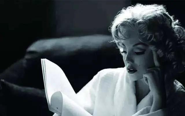 无美颜无滤镜真实才是最美的,无美颜无滤镜前的我可以很美