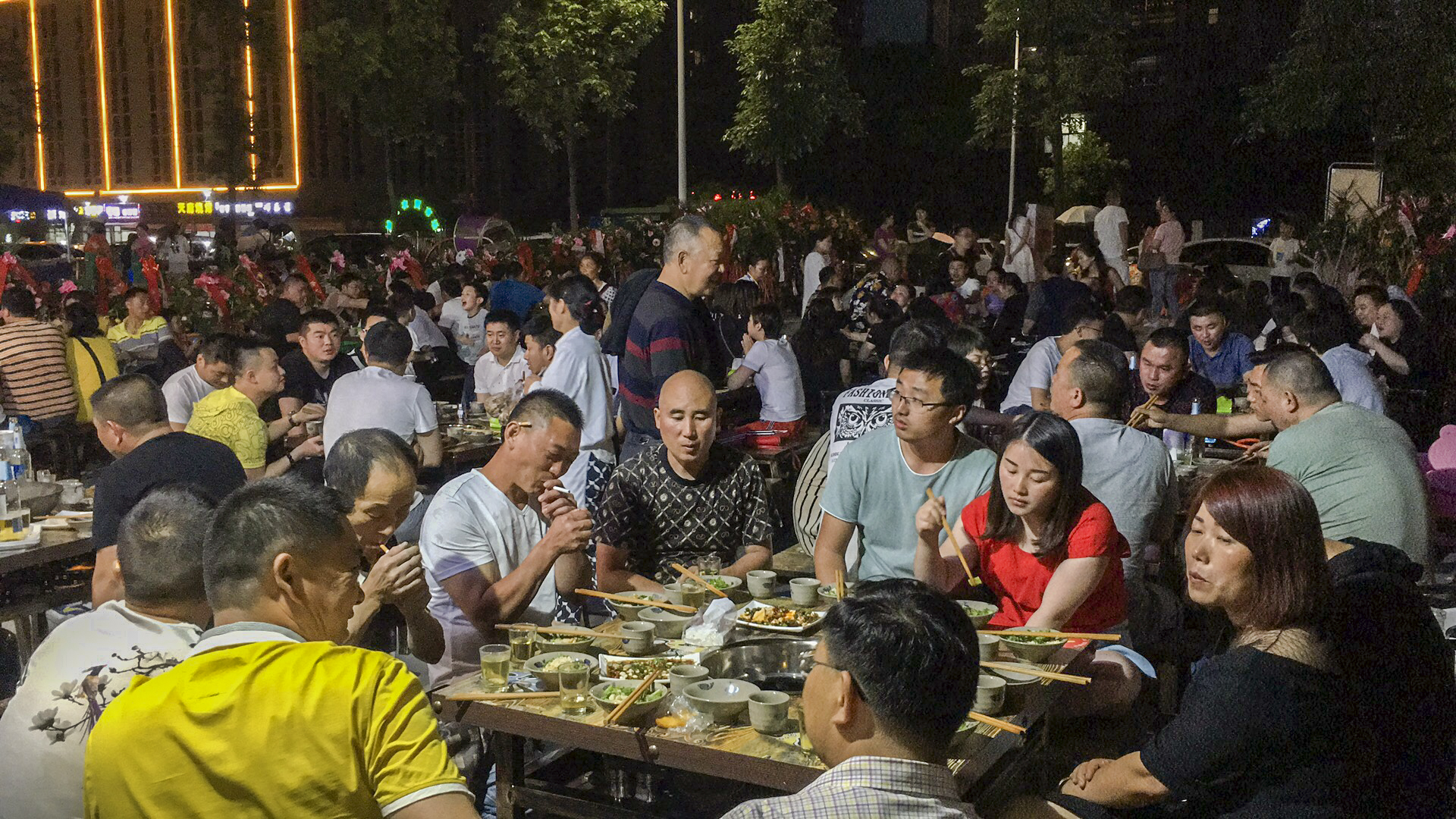 石锅苗苗鱼是加盟店吗,石锅苗苗鱼加盟连锁店
