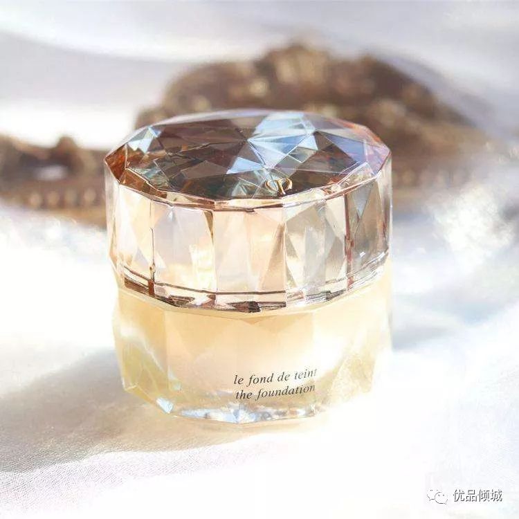 杨紫推荐控油护肤品,杨紫粉底液推荐