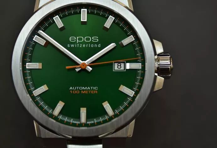 劳力士新年绿水鬼表,除了劳力士还有什么值得买