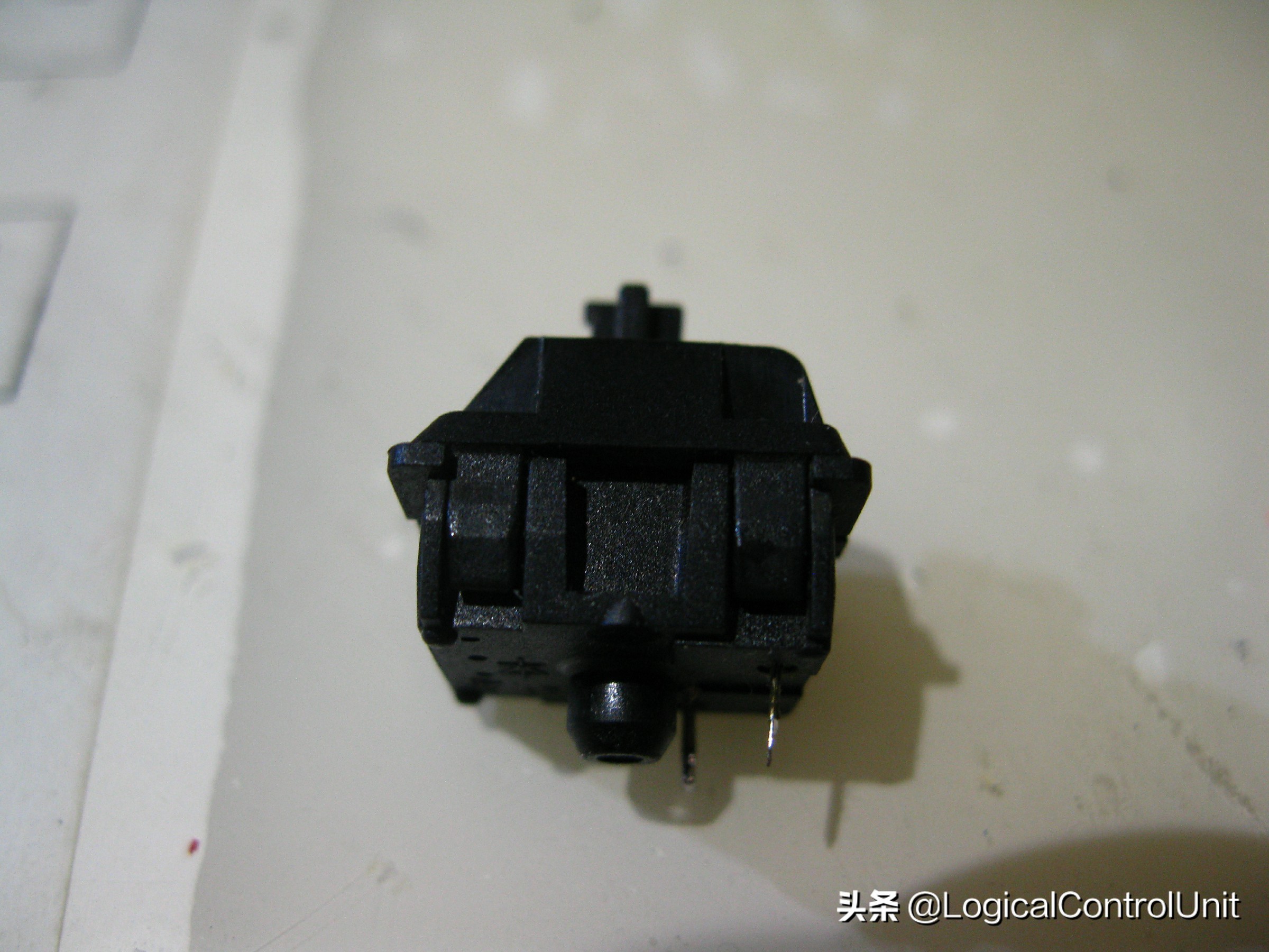 键盘不灵敏偶尔按键无反应,机械键盘茶轴按键不灵敏怎么解决