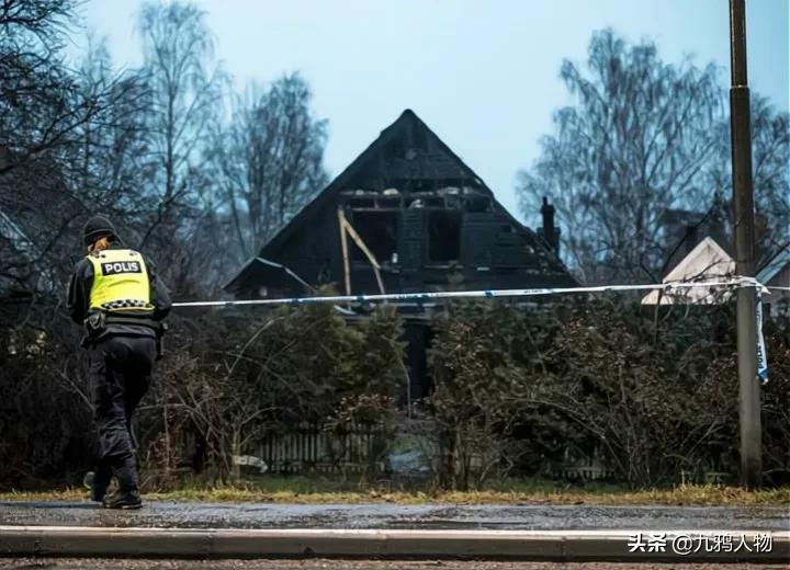 人生最可怕的事，是不知道身边躺着个张东升