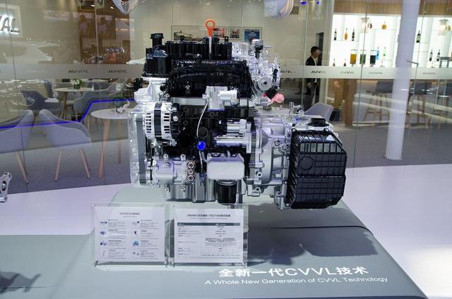 试驾哈弗f5继续进化奏响年轻乐章,哈弗f5黑武士