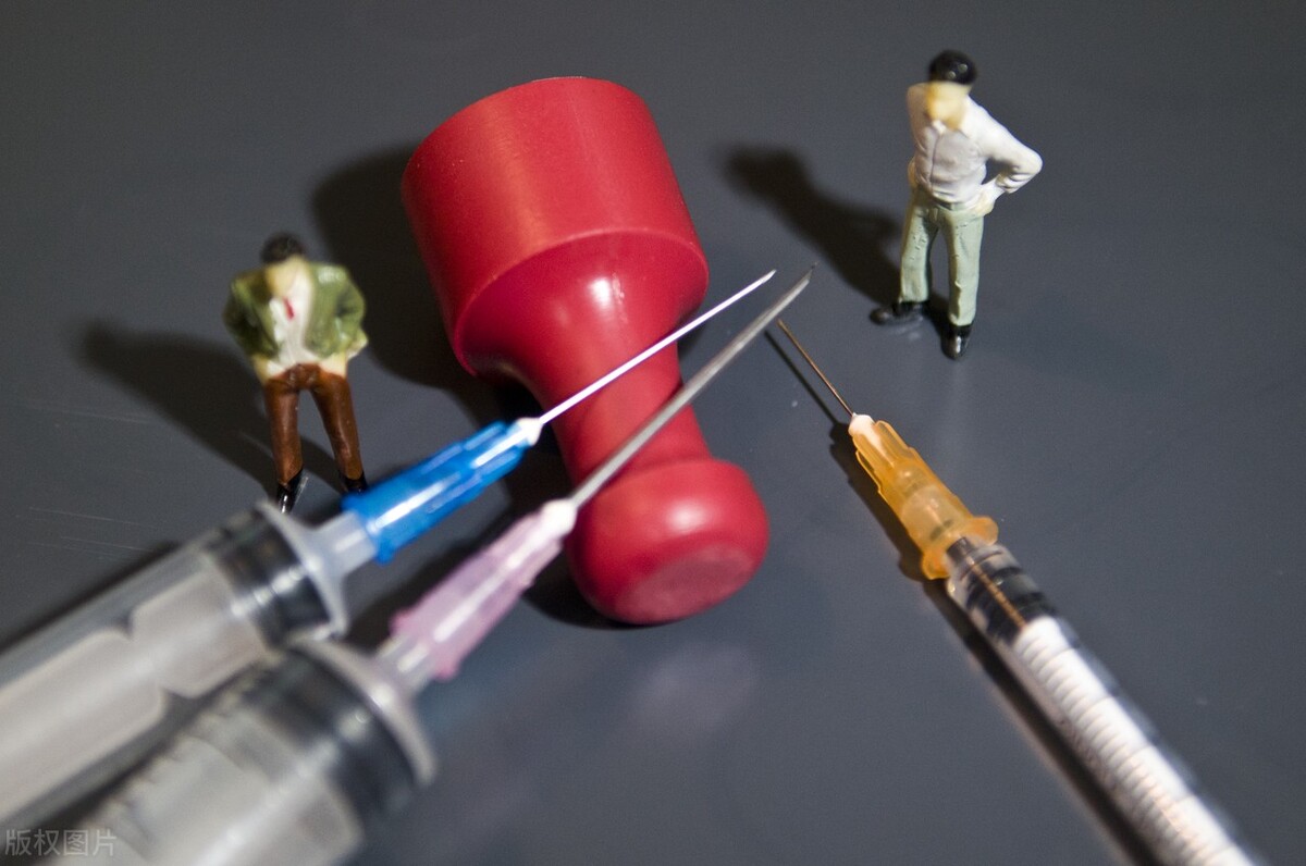 新能源是顺周期板块吗,新能源板块和科技板块一样吗