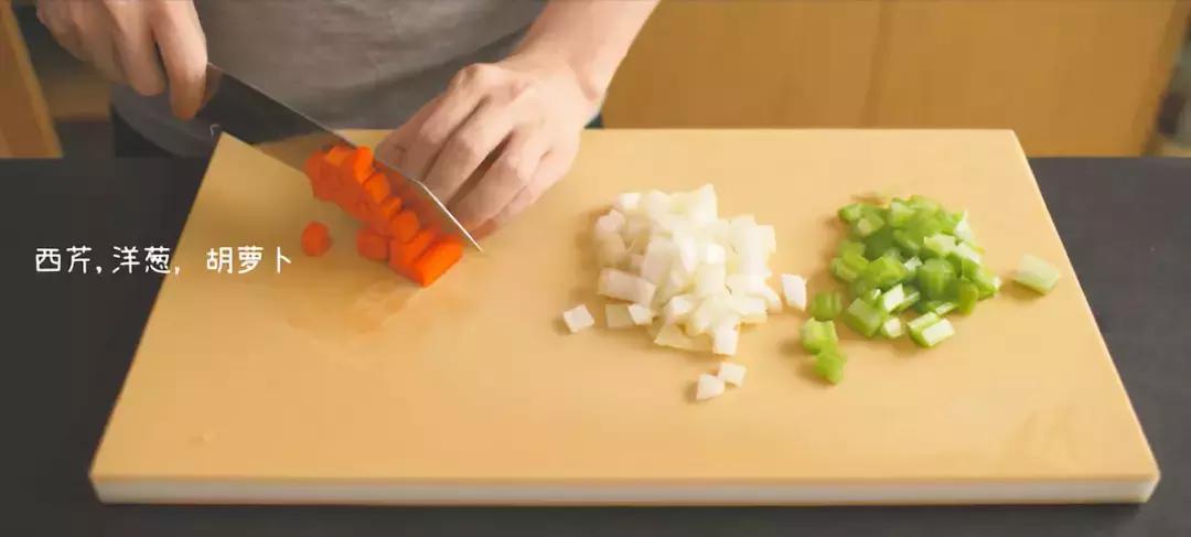 龙虾汤泡饭太美味了,吃龙虾剩下的汤泡饭