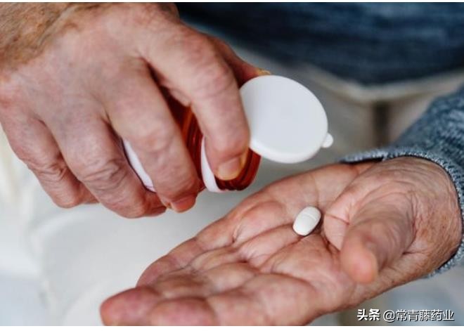 胃不舒服吃奥美拉唑多久见效,胃不舒服吃了奥美拉唑多久见效