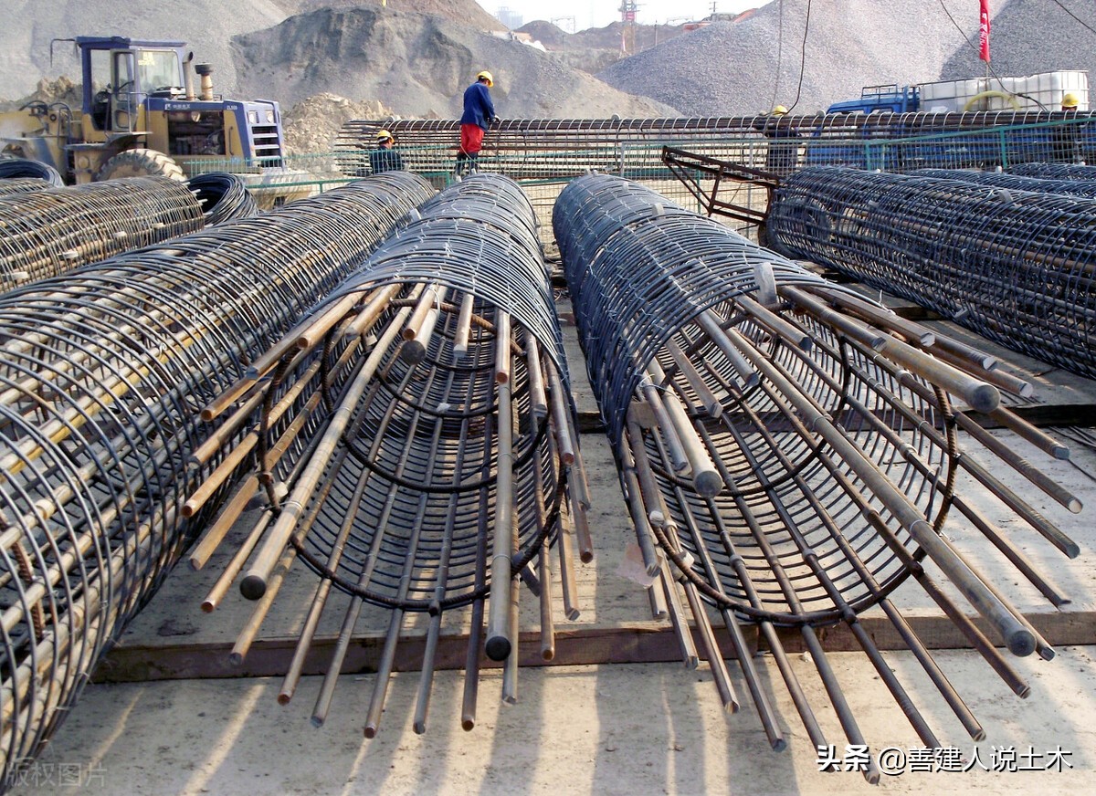 灌注桩的钢筋保护层怎么施工,水下砼灌注桩钢筋笼抗浮措施