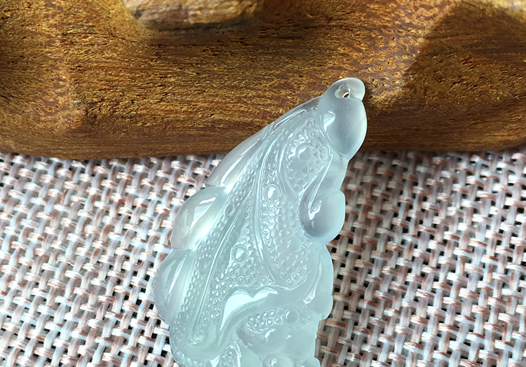 招财翡翠玉牌,招财翡翠福豆